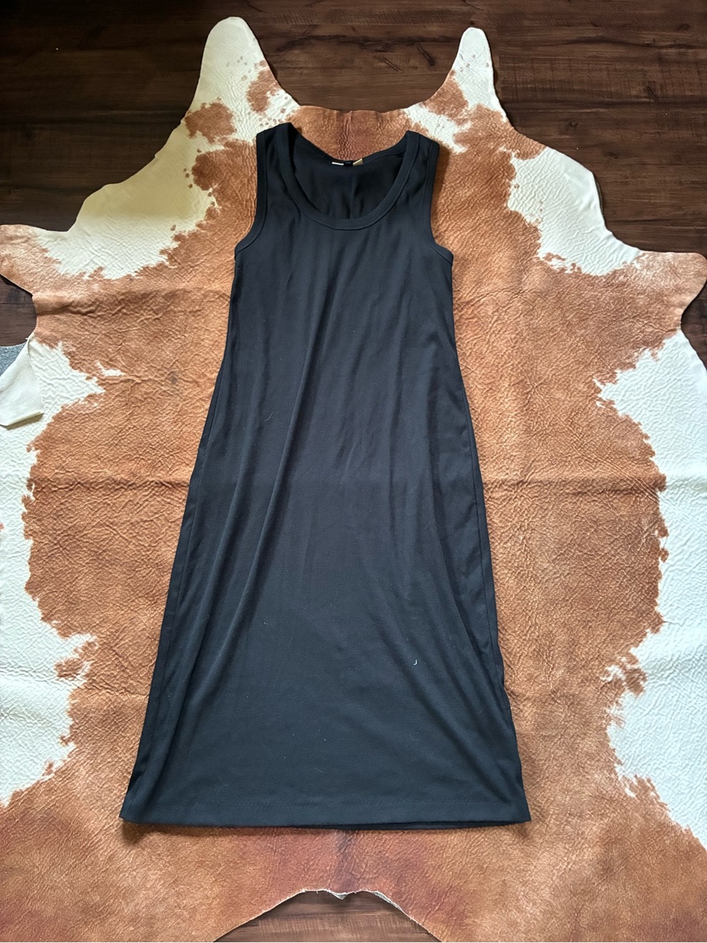 Universal Thread Black Sleeveless Midi Tank Dress